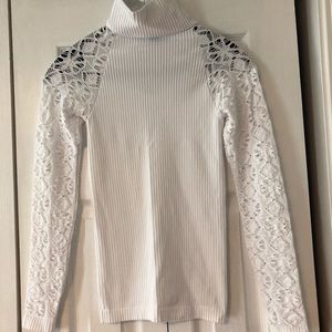 Free people White Ribbed and lace turtleneck XS/S